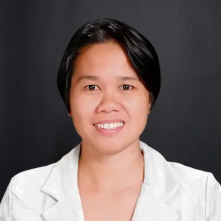 Photo of Jennifer E.